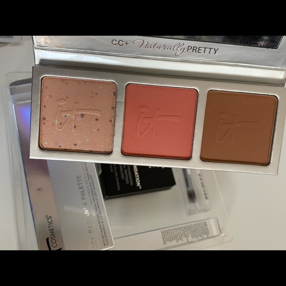 IT Cosmetics face complexion gift set lot & bundle - Picture 5 of 5